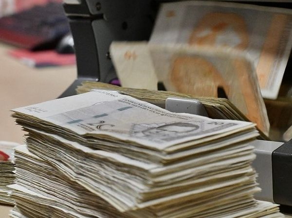 Danas počinje isplata socijalnih davanja