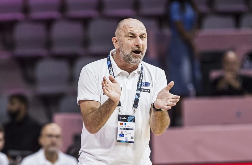 Adis Bećiragić podnio ostavku na mjesto selektora košarkaške reprezentacije BiH