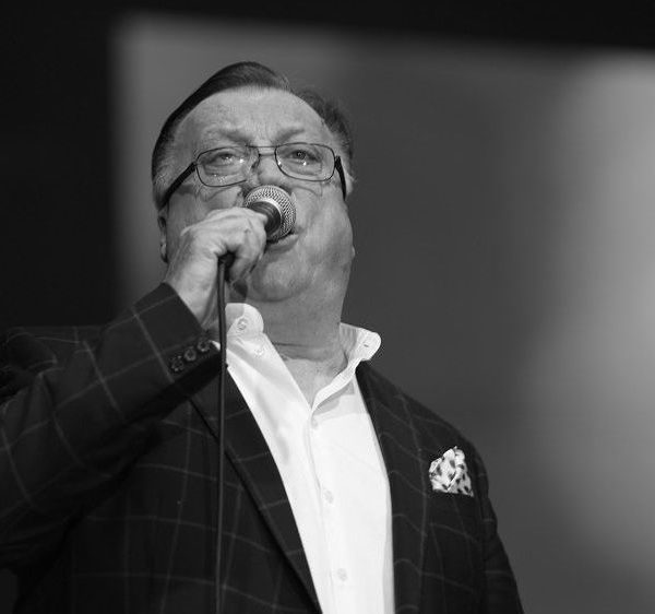 Preminuo Halid Bešlić