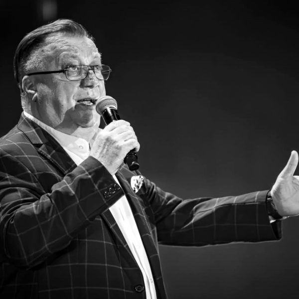 Ispraćaj i dženaza Halidu Bešliću u ponedjeljak