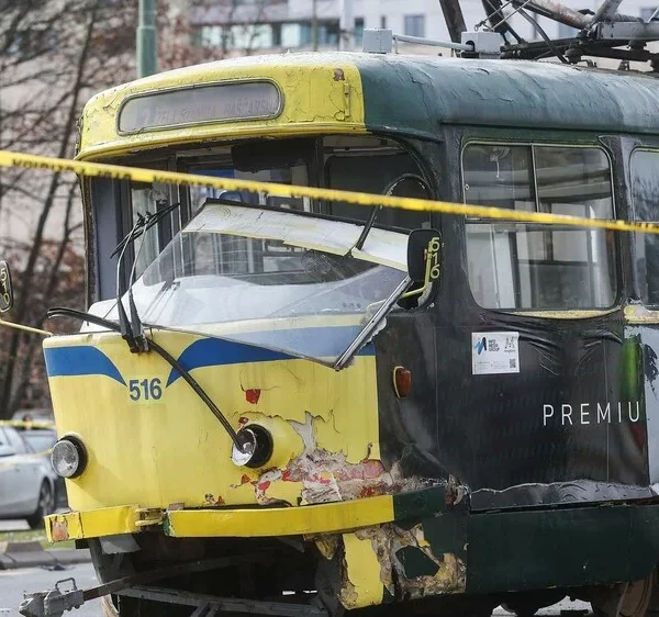 Policija izuzima dokumente iz GRAS-a i Ministarstva saobraćaja, pretresi u firmi koja je servisirala kočnice