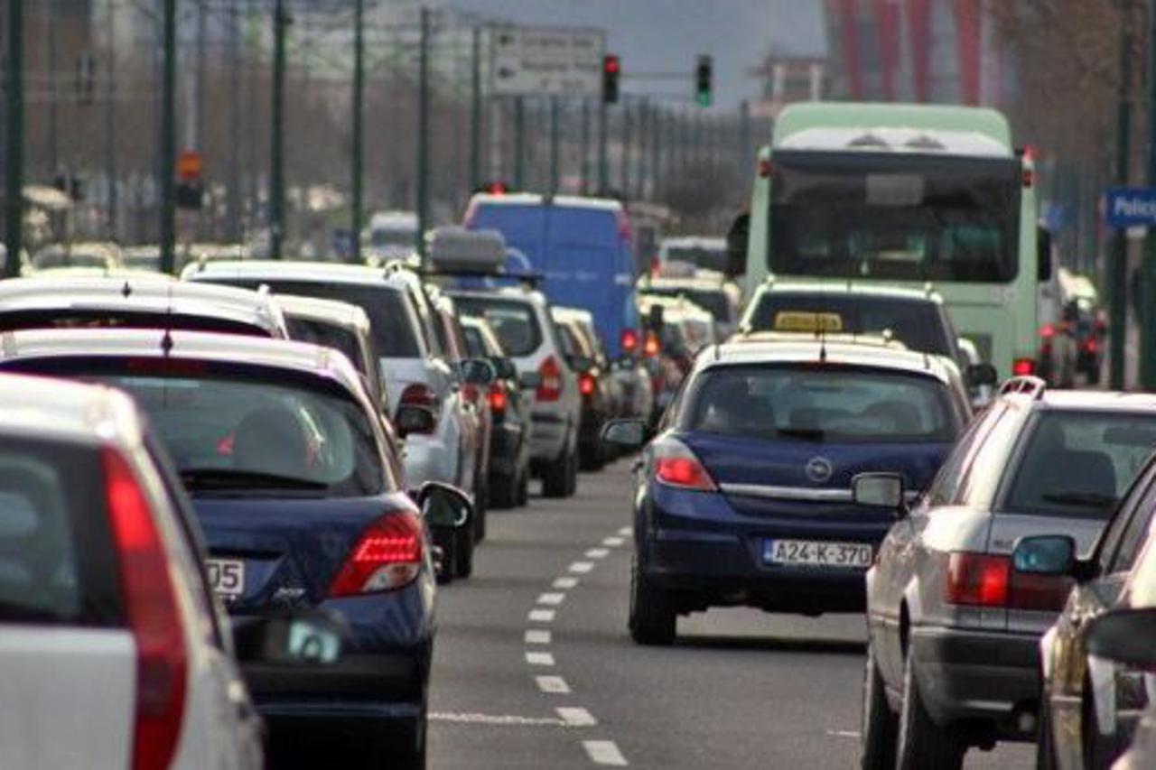 Auto park u FBiH sve stariji: Svako treće vozilo starije od 15 godina