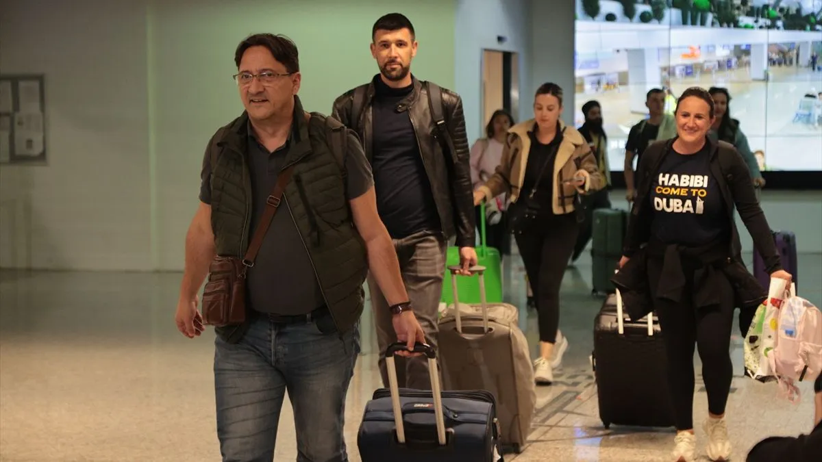 Uspješno evakuisani državljani BiH iz Dubaija: Prva grupa sletjela u Sarajevo