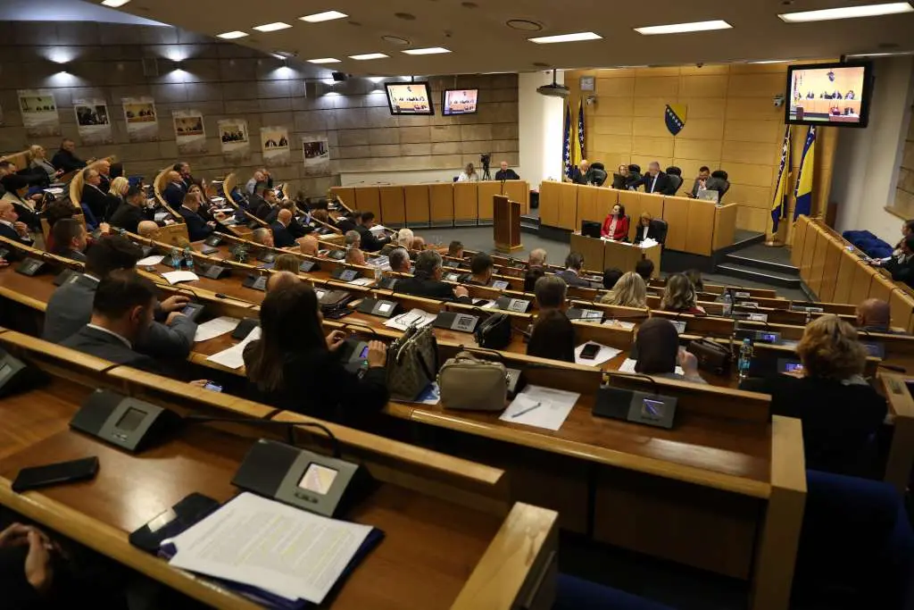 Dom naroda FBiH danas o bankama, elektronskom novcu i pravima pacijenata