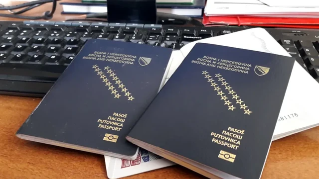 Nova pravila od narednog mjeseca: Ako putujete, obavezno provjerite pasoš prije polaska