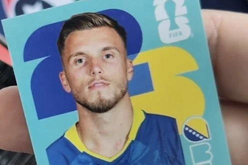 Ovako izgledaju Panini sličice za Svjetsko prvenstvo, u albumu se nalazi i BiH