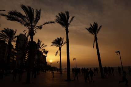 U ponoć počelo 10-dnevno primirje u Libanu: Iznad Bejruta viđen vatromet, Trump poslao poruku Hezbolahu