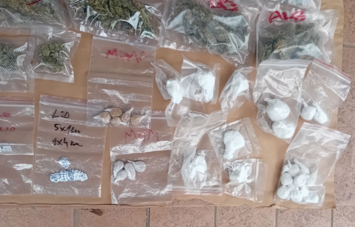 Akcija ‘Stranger’ u Sarajevu: Uhapšen 29-godišnjak s velikom količinom droge različite vrste