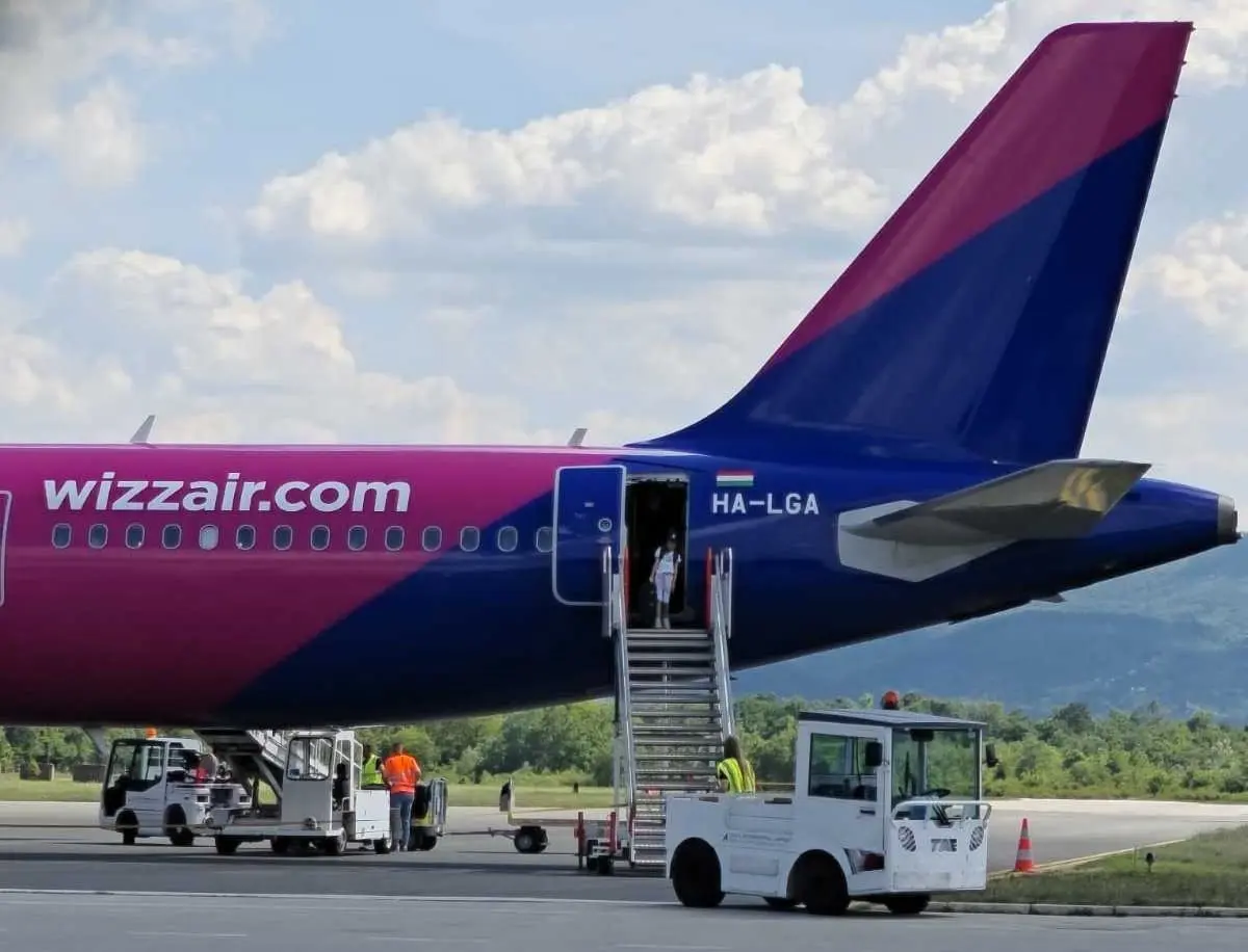 Vlada TK odobrila 1,2 miliona KM za subvencioniranje aviosaobraćaja na Aerodromu Tuzla