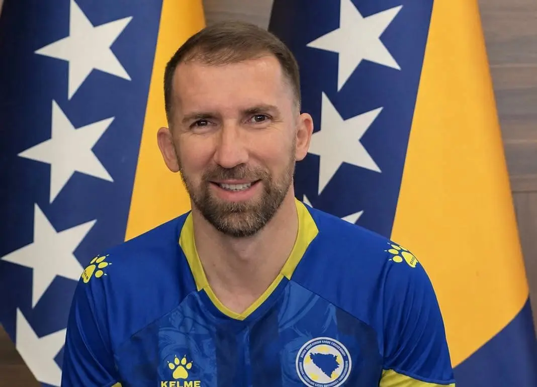 Adnan Delić pozvao građane da ne skidaju dresove i u njima dočekaju Zmajeve