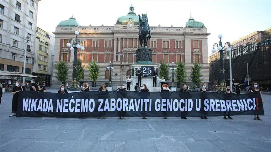 Žene u crnom u Beogradu obilježavaju 31. godišnjicu genocida u Srebrenici