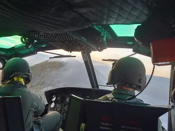 Helikopter OSBiH od jutros gasi požar na području Trebinja