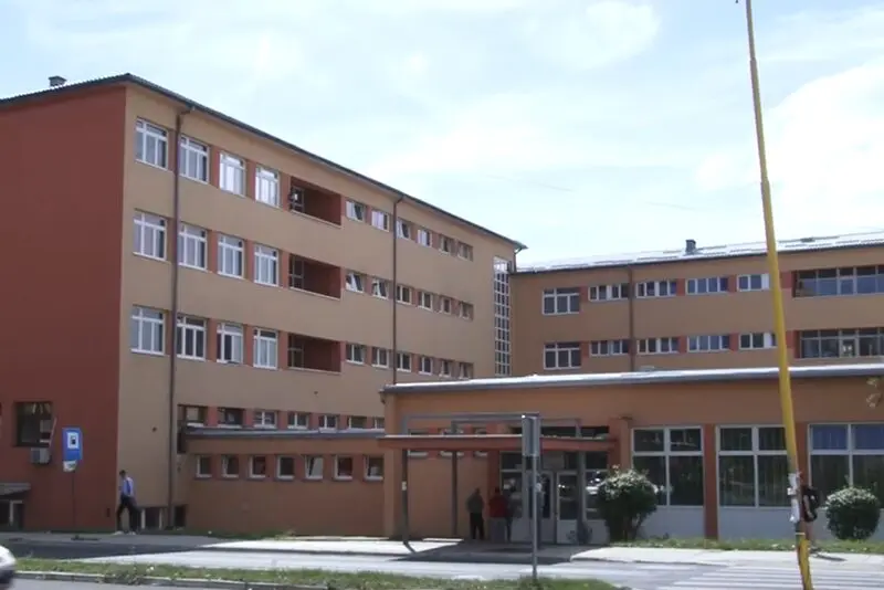 Univerzitet u Tuzli raspisao konkurs za smještaj 410 studenata u studentske domove